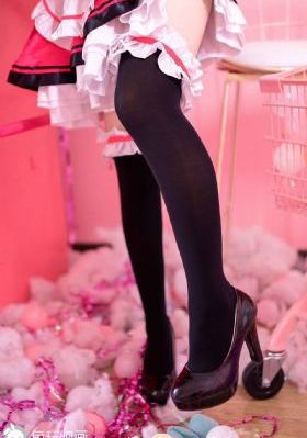 欧美歌曲大全免费听_4K高清视频观看
